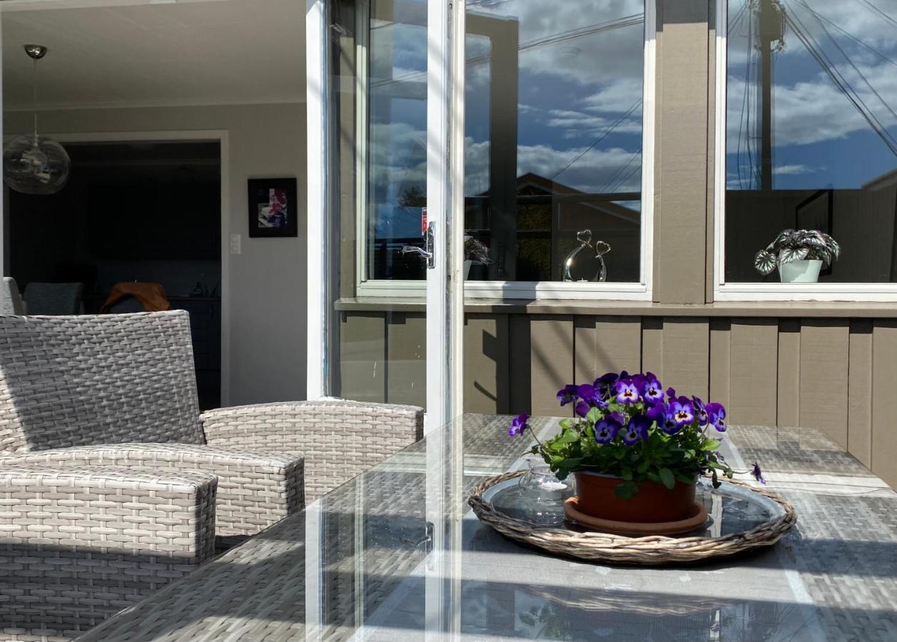 Privat Hjem I Grimstad - Naer Arendalsuka 2025 Og Dyreparken Buitenkant foto